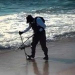Using the right metal detector for the beach